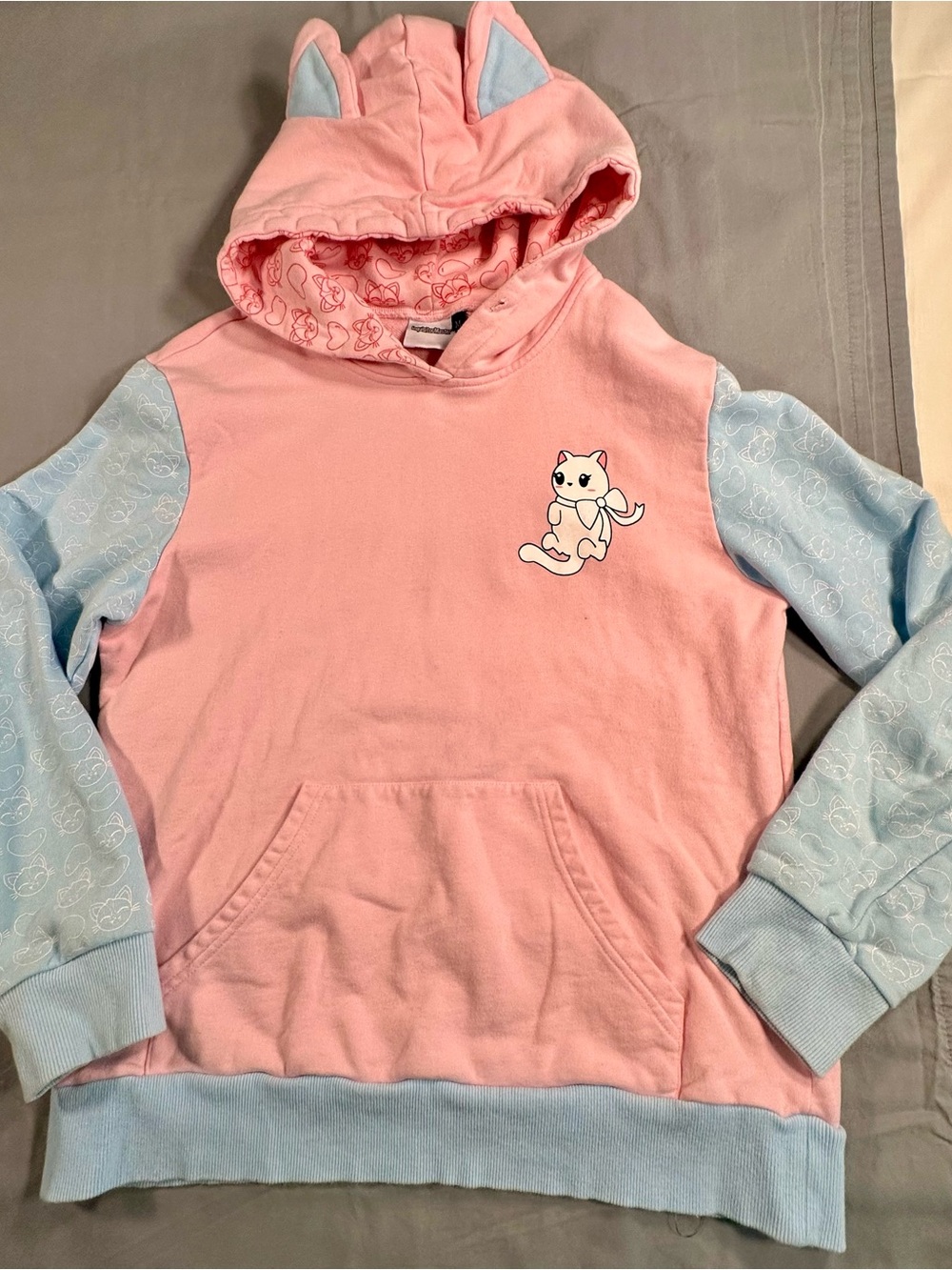 Woman Pink & Light Blue hello Kitty Hooded Pullover Sweatshirt vintage cotton